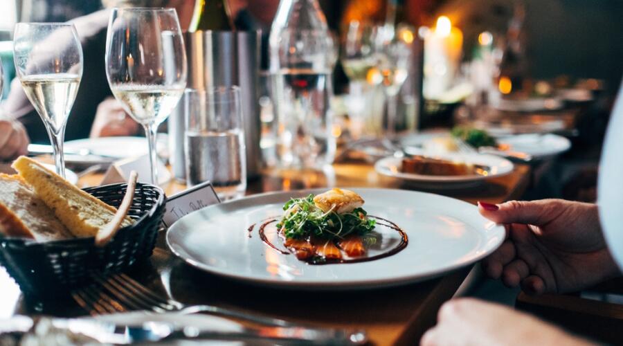 Где и как купить ресторан?