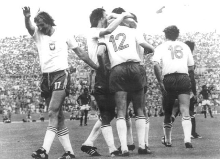 1974 FIFA World Cup, Польша-Италия, br№16 - Гжегож Лято