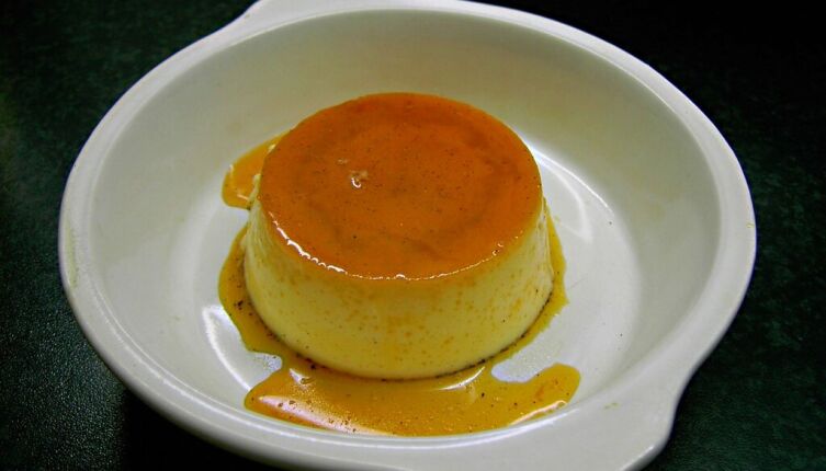 Как приготовить манный пудинг?