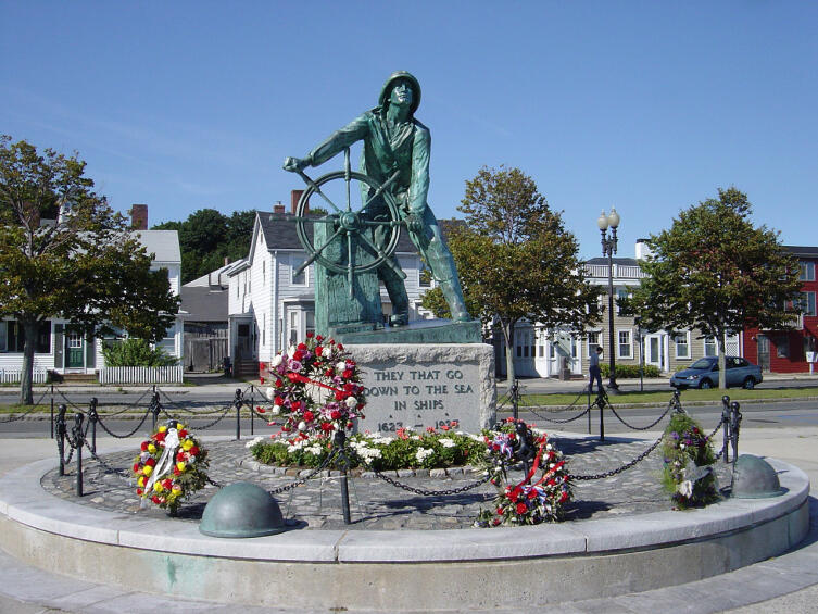 Памятник рыбаку в Глостере, Массачусетс