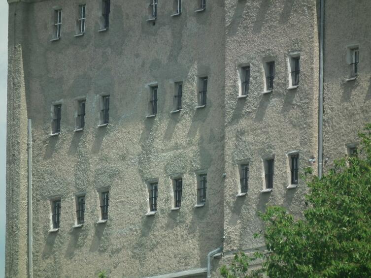 ГДР, женская тюрьма Хохенэк. Что скрывают стены средневекового замка?