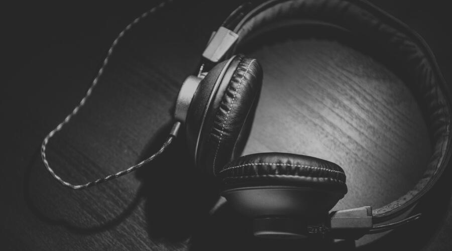 Насколько удобно скачивать музыку онлайн?