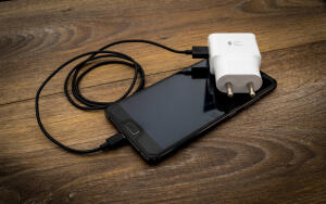 Источники питания, разновидности, способы применения