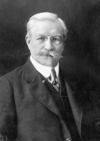 Павел Милюков, на которого был очень похож Ипполит Матвеевич Павел Милюков, на которого был очень похож Ипполит Матвеевич