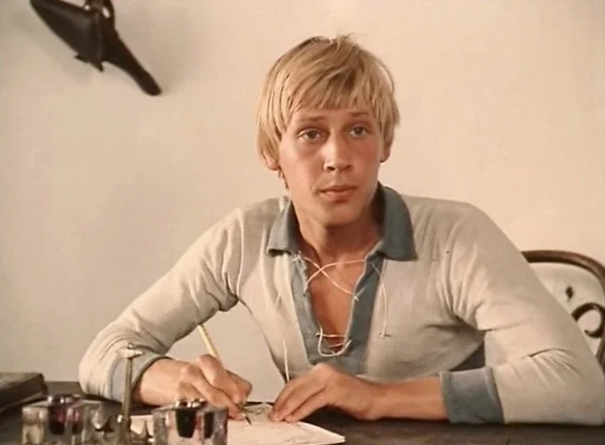 Как Дмитрий Харатьян начал исполнять песни?