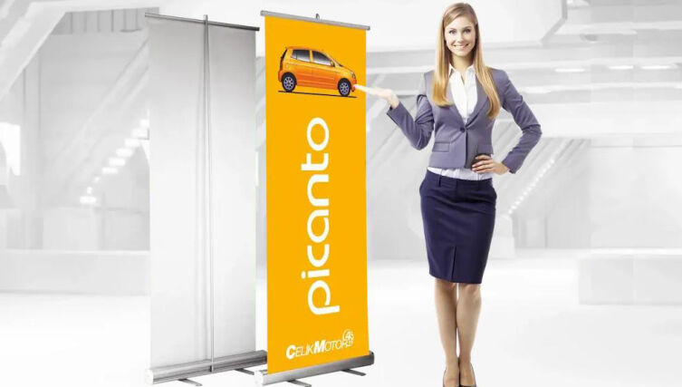 Преимущества и востребованность мобильных стендов Roll-UP