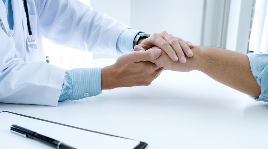 Как понять, что пора к врачу: 7 «невинных» симптомов, которые нельзя игнорировать