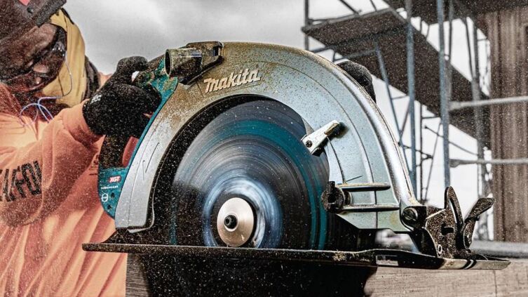 Makita выпускает самую большую в мире аккумуляторную циркулярную пилу