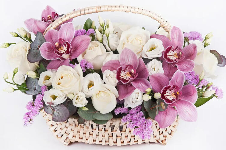 Почему лучше играть свадьбу летом? Пять цветочных причин