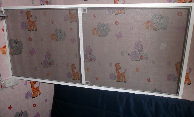 Противомоскитные сетки на окна