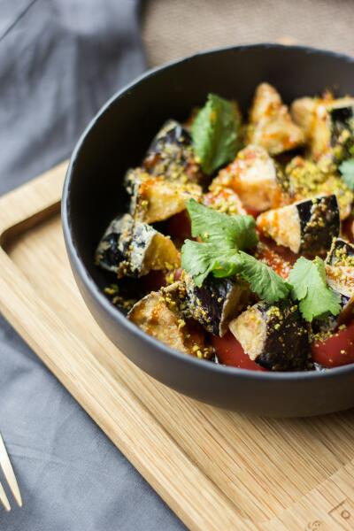 Что приготовить из баклажанов? Что приготовить из баклажанов?