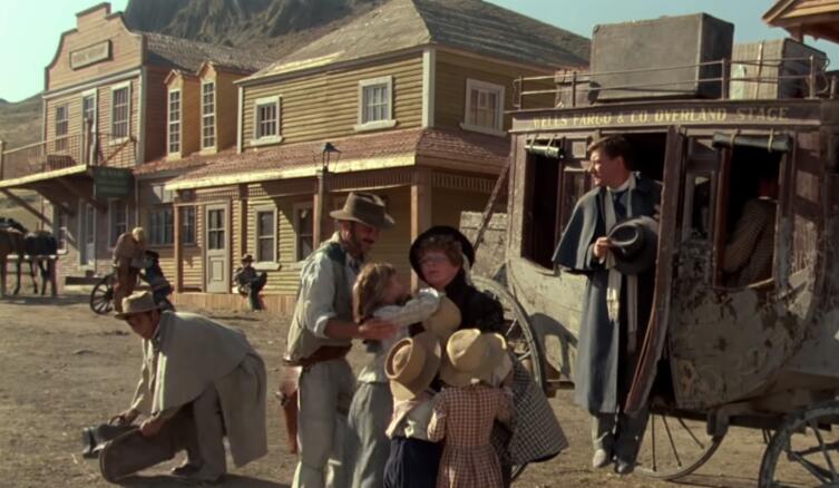 «Человек с бульвара Капуцинов». Как появился советский вестерн от Аллы Суриковой?