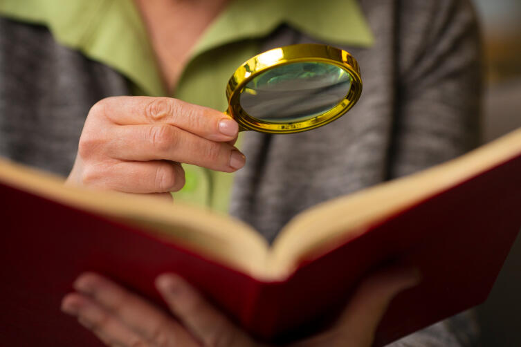 Почему многие люди любят детективы? Почему многие люди любят детективы?