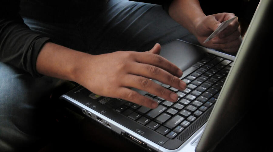 Подбор займа онлайн: как современные сервисы экономят время и деньги?