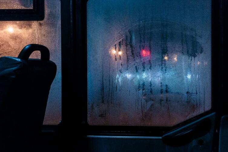 Почему мы осенью печалимся, тоскуем и грустим?