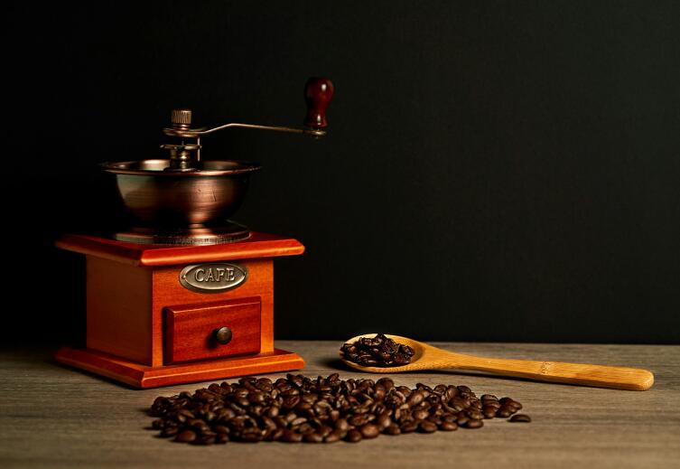 Как кофейные зёрна становятся вкусным напитком?
