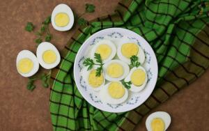 Как варить яйца
так, чтобы они были вкусными и легко
чистились?