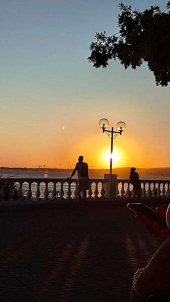 Геленджик. Набережная. Нет, не помню…