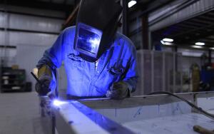 Технология
выбора летнего рабочего комбинезона
для производственных задач