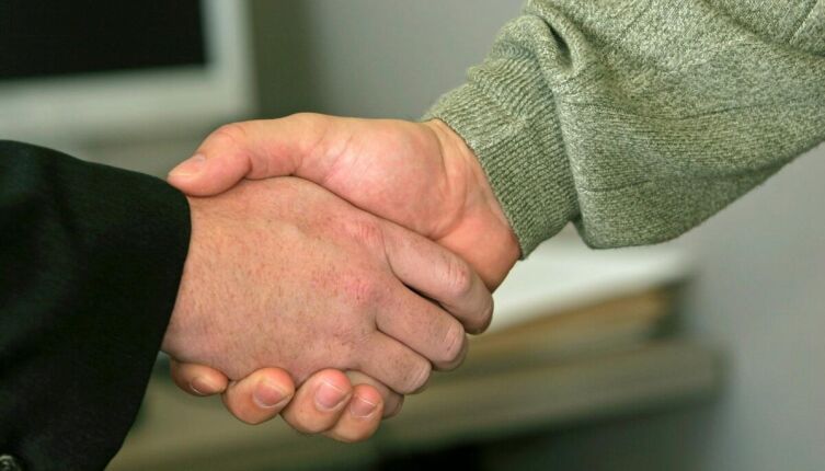 Записки бывшего МИДовца. Какие рукопожатия и истории вспоминаются из времён борьбы за трезвость? Оренбург.