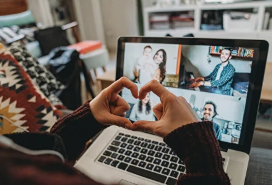 Ночь, Zoom и тайна дирижабля: что такое онлайн-квест с друзьями на самом деле