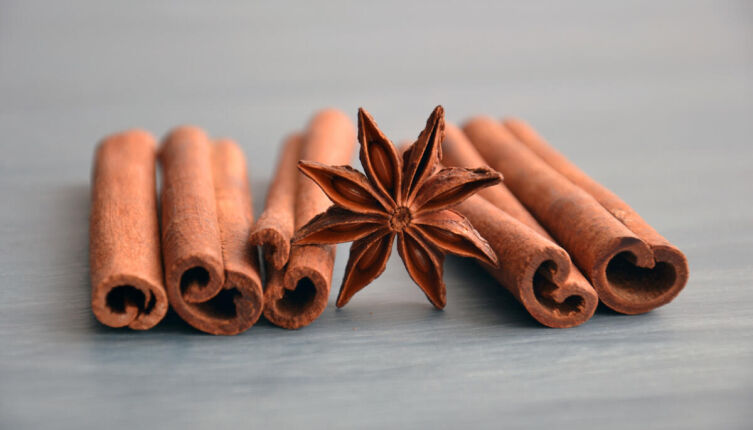 Чем полезна корица?