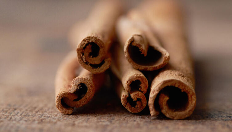 Как отличить дорогую корицу от дешевой кассии?