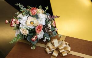 Правила флористики. Что такое протокольная композиция и как ее выбрать?