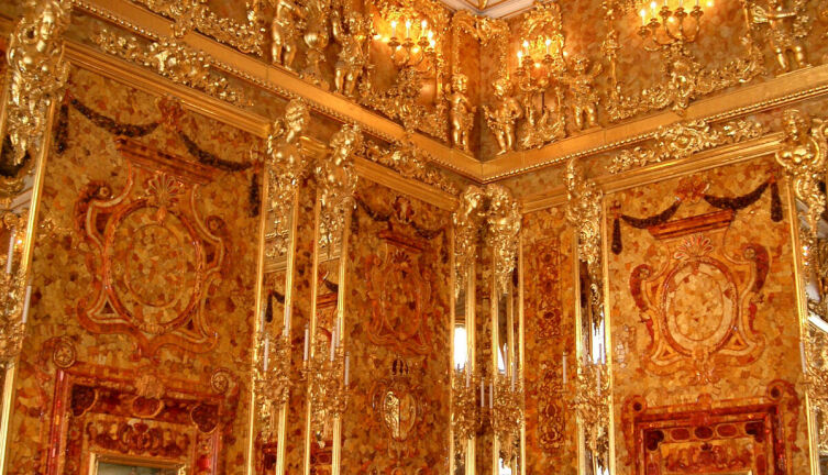 Восстановленная янтарная комната