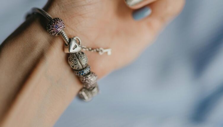 Что такое шармы &mdash; авторское украшение или модная безделушка?