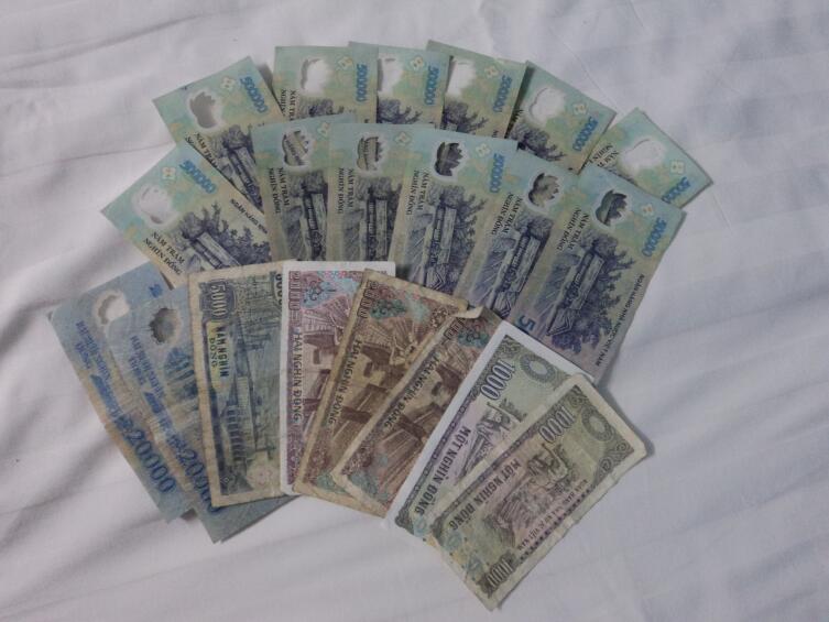 Вьетнамские донги