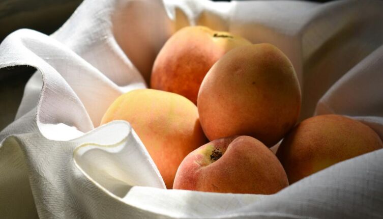 Как приготовить слоеное итальянское парфе? Десерт из фруктов