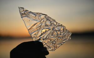 Новости науки. Что связывает лёд и электричество?