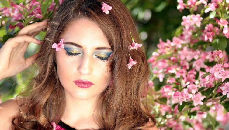 Как восстановить волосы весной?