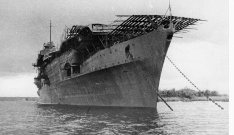 Призрак Балтики: где сейчас находится единственный авианосец Гитлера &laquo;Граф Цеппелин&raquo;?