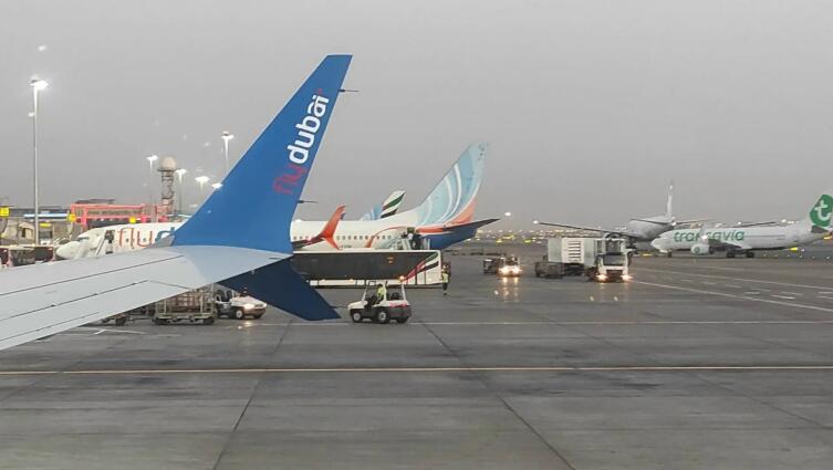 Приземлились. Самолеты в аэропорту Дубая 