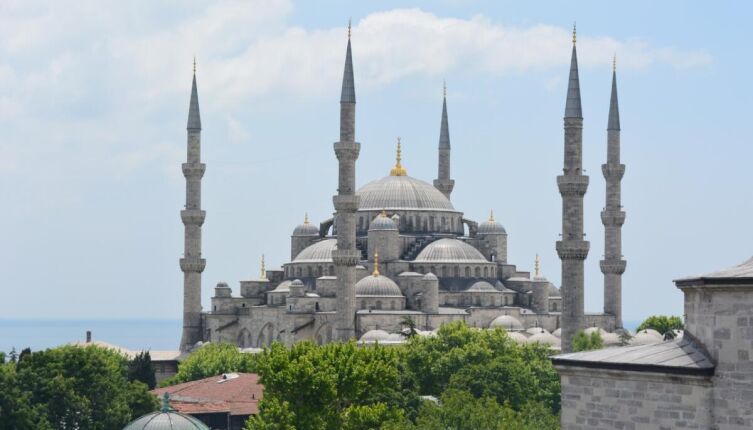 Где можно интересно отдохнуть уже сейчас? Разумеется, в Турции!