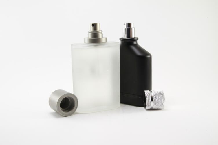 Носки, кружка и парфюм. Как не разочаровать мужчину в День защитника Отечества?