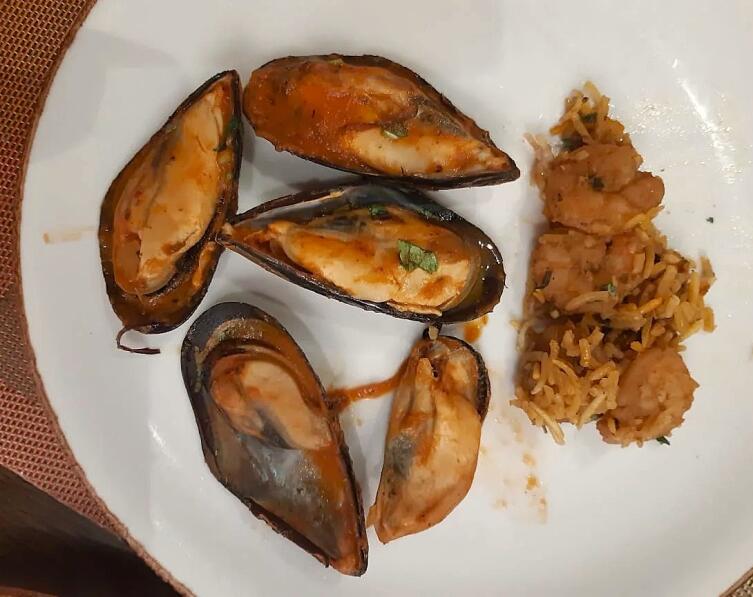 Мидии в кисло-сладком соусе