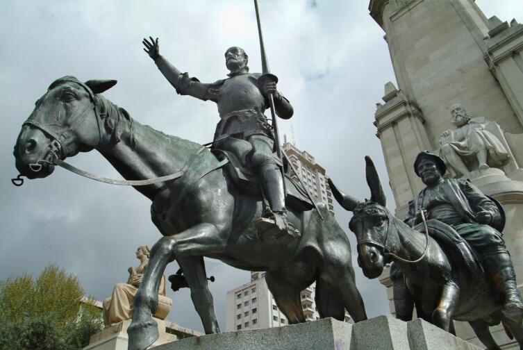 Памятник Сервантесу