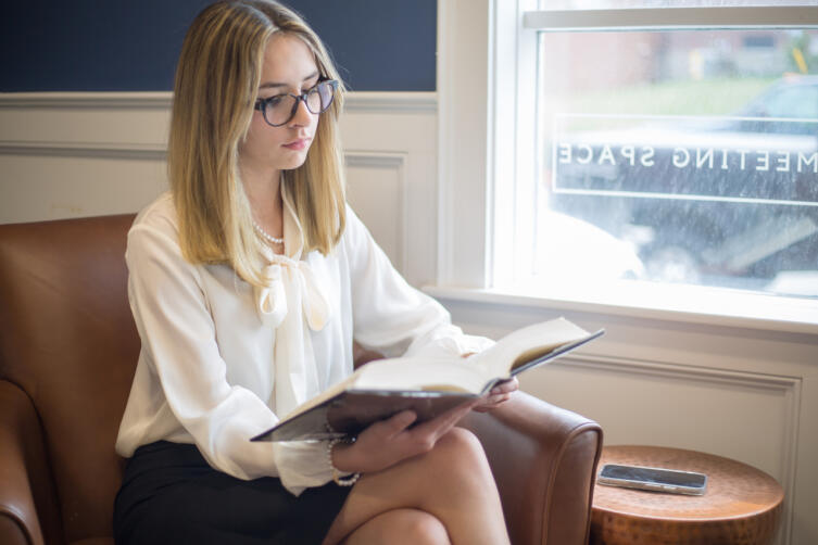 Кого считать профессиональным писателем?