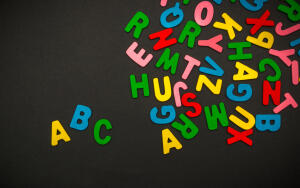 Иностранные слова под запретом: что об этом говорит Закон?