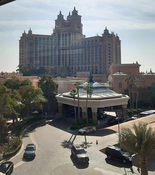 Отель Атлантис