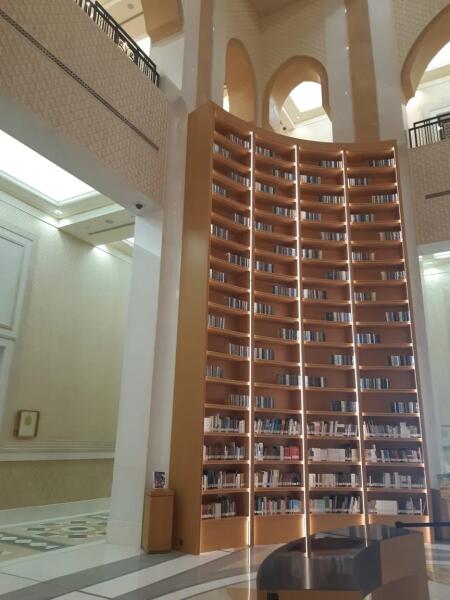 Библиотека в президентском дворце