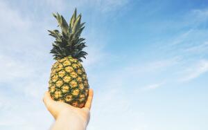 Как вырастить  ананас на подоконнике?