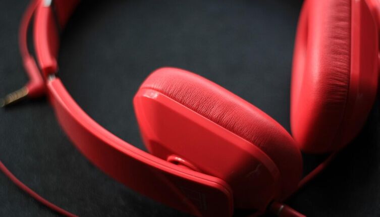 ​Какую музыку нужно слушать, чтобы стать работоспособнее?​