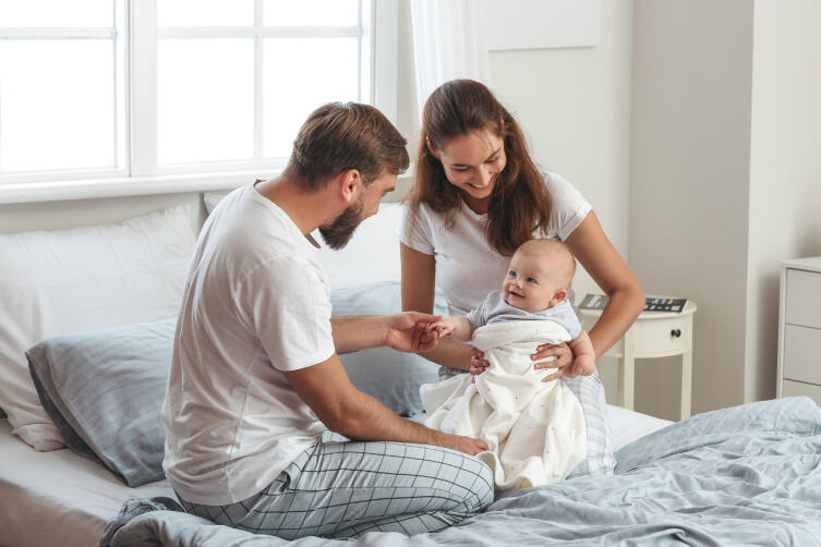 Закаливание: как укрепить здоровье ребенка?