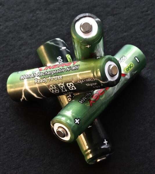 Как научить ребёнка сортировать мусор и сформировать у него эко-привычки?