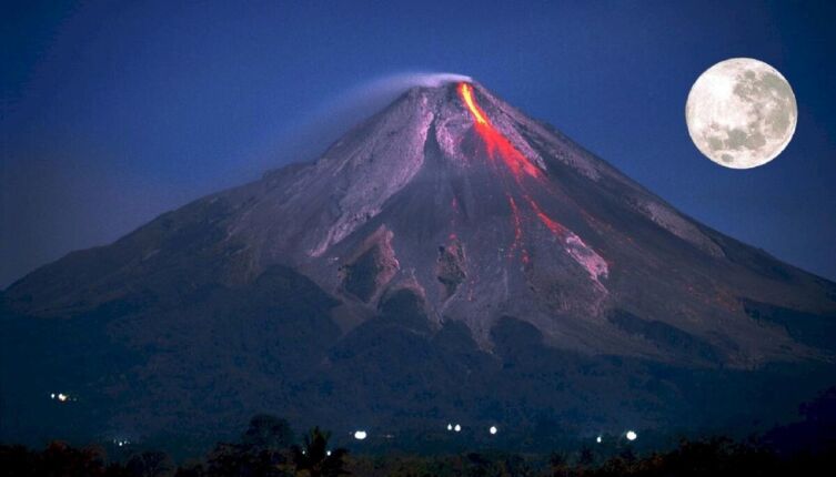 Что происходит с нашей планетой &mdash; сжатие или расширение?