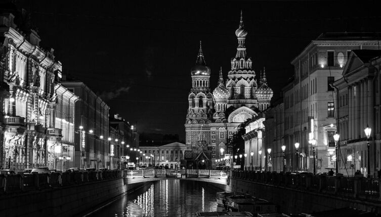 Питерские зарисовки. Чем занимается ангел на пенсии? Часть 1